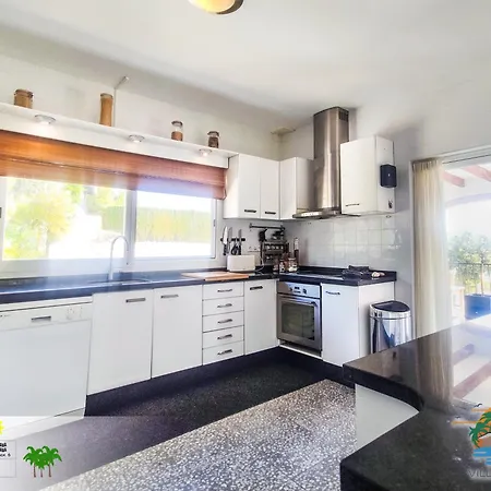 Delfin, 3 Tolle Apartements Für Je 4 Bis 6 Personen - In L Alfàs Del Pi L'Alfas del Pi